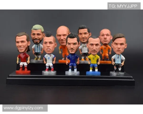 足球明星手办全套精美图片展示收藏爱好者必看